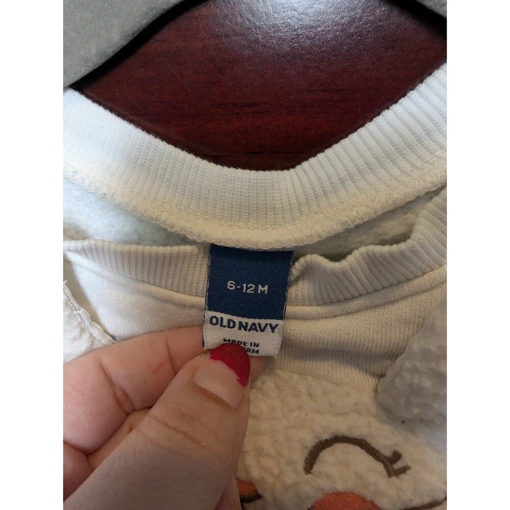 Old Navy Bundle of 2 Sweatshirt Jogger Sets 6-12 M
